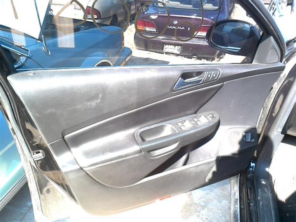 2008 Volkswagen Passat — vehicle photo 4