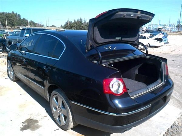 2008 Volkswagen Passat — vehicle photo 7