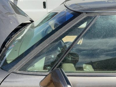 92-99 Bonneville Driver Left Front Vent Window Small Door Glass With Frame Oem