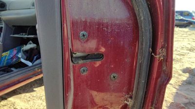 1994-1997 Ford Aspire Passenger Right Front Door Latch With Rods/Cables Oem