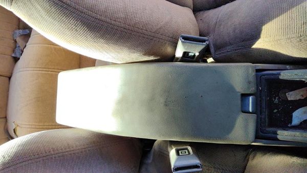 1992-1993 Grand Prix Center Console Lid Only Oem Arm Rest Fold Down Tan 2 Door — photo 2