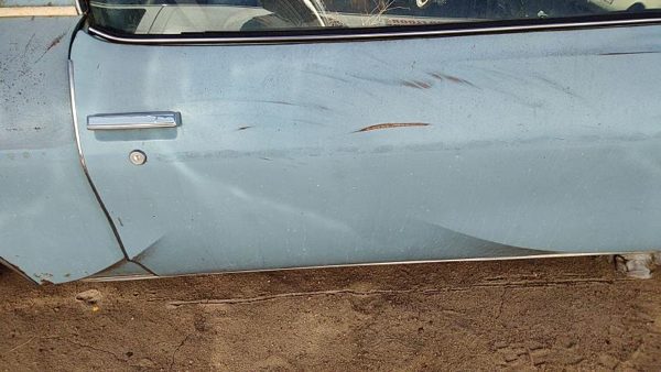 1975 RH Cutlass Supreme Passenger Right Front Door Shell OEM Blue 2 Door Coupe — photo 7