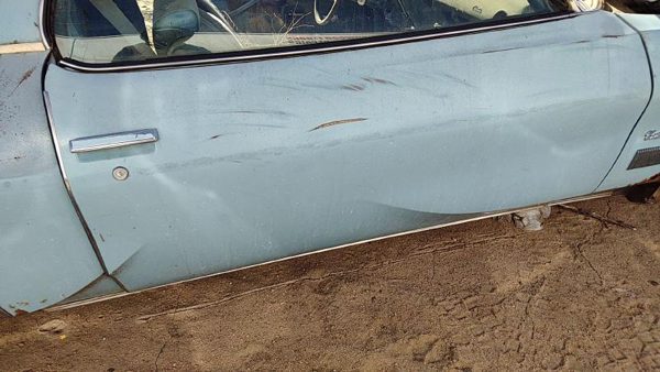 1975 RH Cutlass Supreme Passenger Right Front Door Shell OEM Blue 2 Door Coupe — photo 8