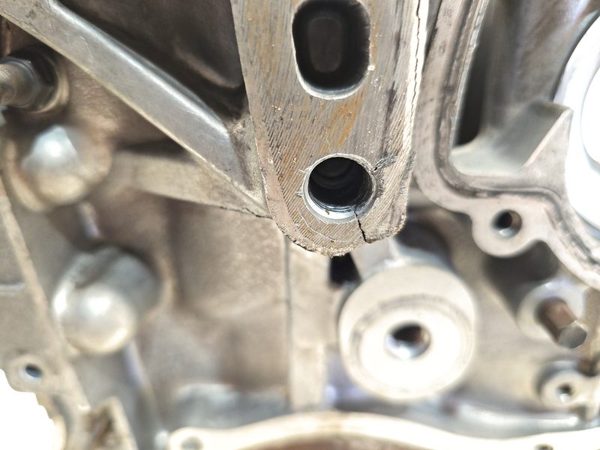 1996-2000 Honda Civic Hx D16Y5 1.6L Vtec-E Bare Engine Block Broke From Wreck — photo 14