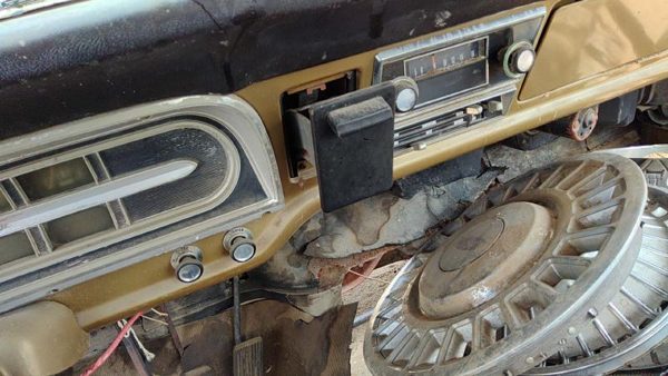 1969 Ford F100 Dash Panel Tan — photo 1