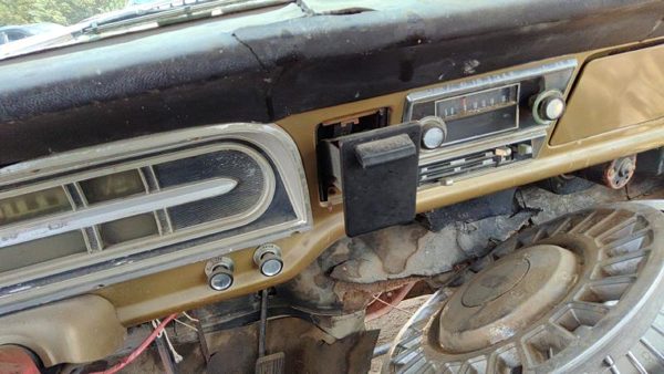 1969 Ford F100 Dash Panel Tan — photo 3