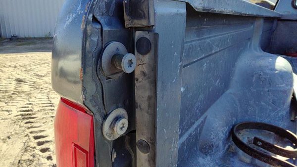 1989 Ford F150 Trunk/decklid/hatch/tailgate Silver Hinge Kit — photo 3