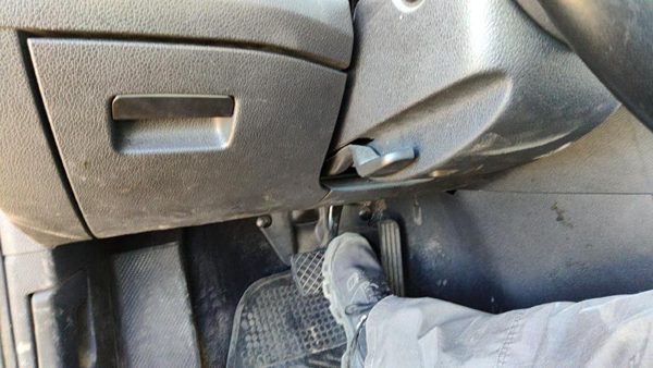 2012-2019 Vw Passat Lower Dash Under Column Knee Bolster Trim Panel Oem Black Tb — photo 2