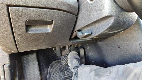 2012-2019 Vw Passat Lower Dash Under Column Knee Bolster Trim Panel Oem Black Tb — photo 3