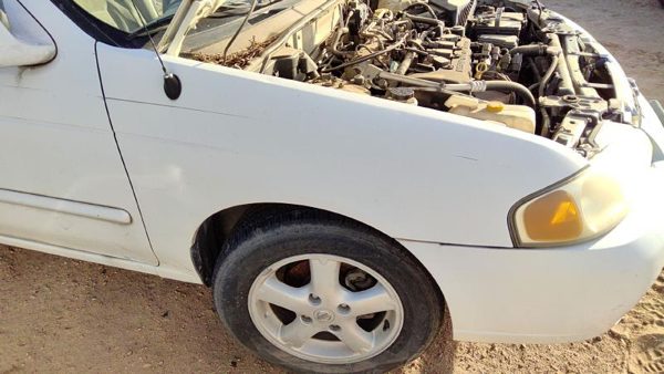 2000-2006 Nissan Sentra Passenger Right Front Fender Oem White Qm1 F31005m030 — photo 1