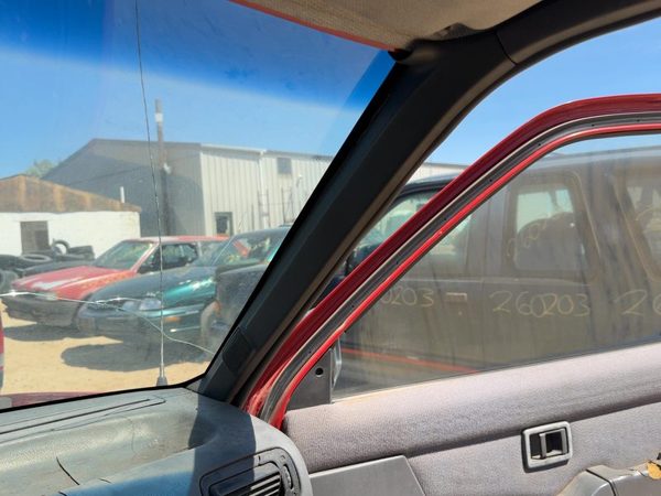 1990-95 Nissan Pathfinder Passenger Right A Pillar Trim Windshield Post Gray — photo 2