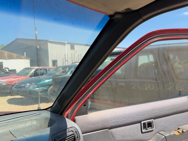 1990-95 Nissan Pathfinder Passenger Right A Pillar Trim Windshield Post Gray — photo 3