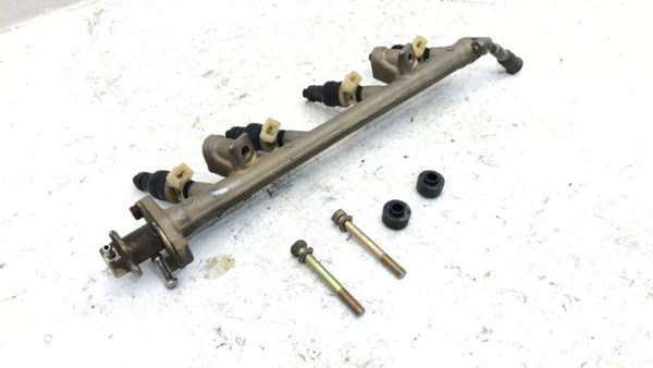 1991-1994 Mitsubishi Eclipser Complete Fuel Rail With Injectors Set Loaded 1.8L — photo 2