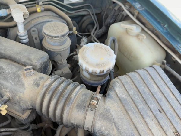 1994-1997 Isuzu Rodeo Power Steering Fluid Remote Reservoir Tank Oem 3.2L — photo 3