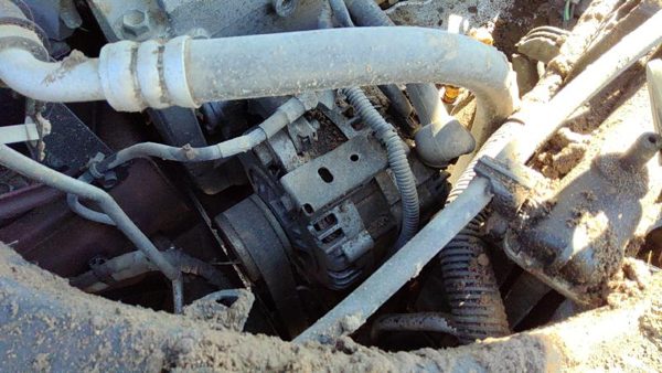 2008-2012 Nissan Rogue Alternator 2.5l 23100au40d — photo 2