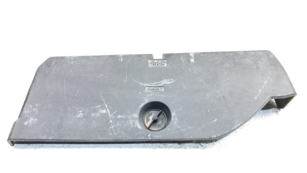 1988 Chevy S10 Blazer rear jack cover only OEm Plastic Shield Storage — photo 1
