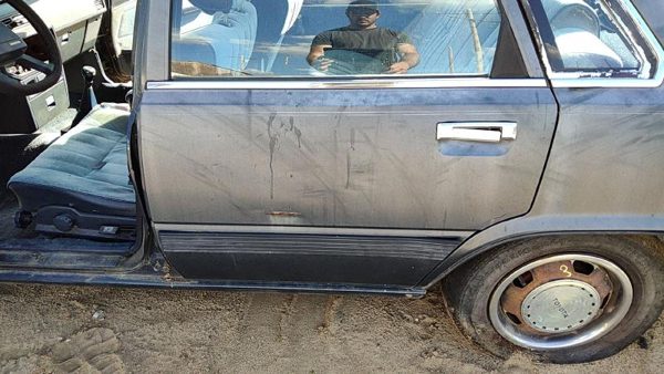 1986 Toyota Camry Rear Door LH Gray — photo 1