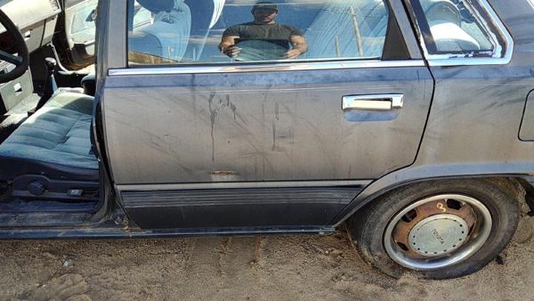 1986 Toyota Camry Rear Door LH Gray — photo 2