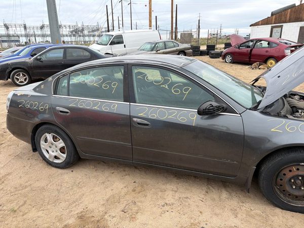 2005 Nissan Altima — vehicle photo 6