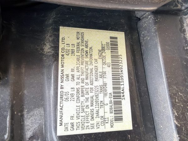 2005 Nissan Altima — vehicle photo 8