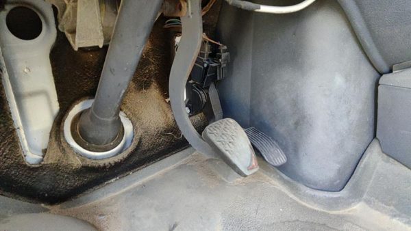 04-06 Dodge Sprinter Van 3500 Gas Accelerator Pedal Assembly Oem — photo 2