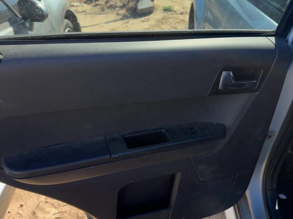 08 Mariner Driver Left Rear Door Trim Panel With Switches Stone Graystone 89 — photo 3