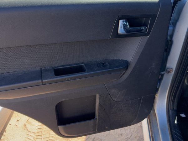 08 Mariner Driver Left Rear Door Trim Panel With Switches Stone Graystone 89 — photo 5
