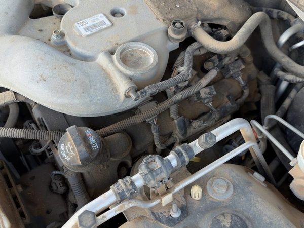 2004-2009 Cadillac Srx Driver Left Valve Cover Oem 3.6L 12601740 — photo 3