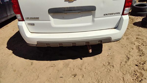 2005-2009 Chevy Uplander Rear Bumper Cover Assembly Oem Back White 50U 15184698 — photo 4