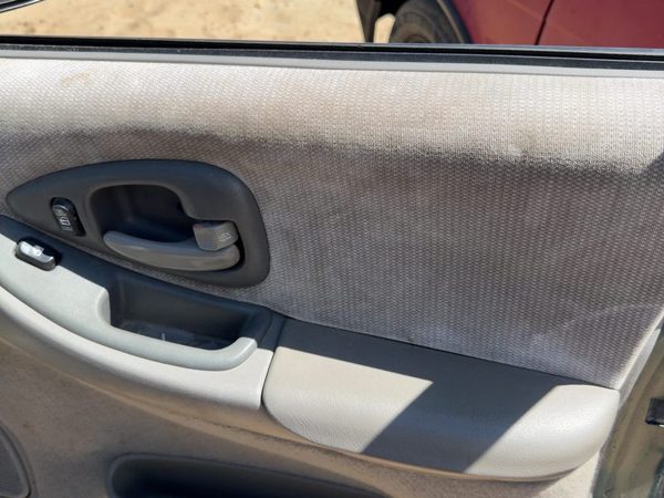 95-01 Chevy Lumina Passenger Right Front Door Trim Panel with Switches Shale 92B — photo 5