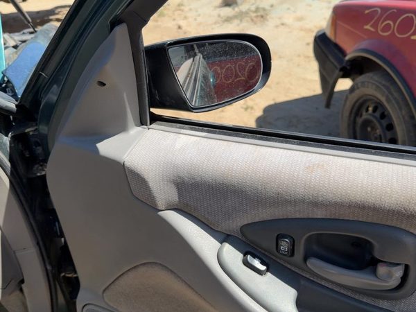 95-01 Chevy Lumina Passenger Right Front Door Trim Panel with Switches Shale 92B — photo 9