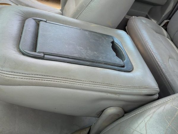 1997 Chevy Silverado 1500 Center Console Jump Seat Assembly Oem Gray — photo 2