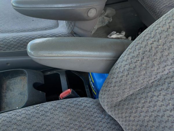 96-00 Town & Country Driver Left Front Arm Rest Side Seat Oem Armrest Taupe All5 — photo 1