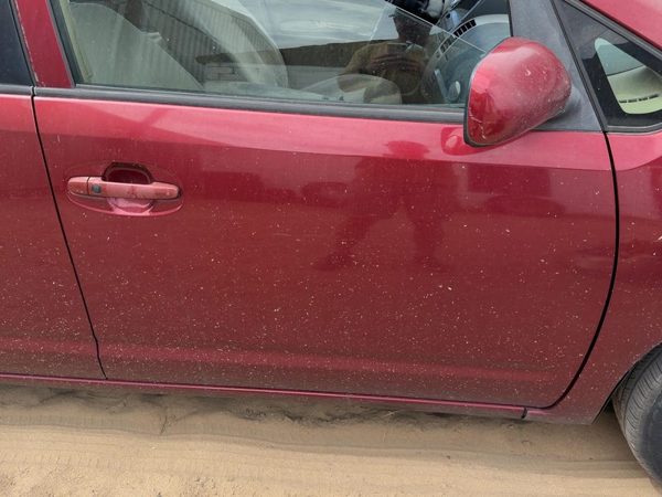 2005 Toyota Prius Front Door RH Salsa Red 3Q3 — photo 3
