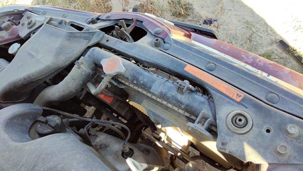 2006 Mitsubishi Galant Radiator 3.8L Auto Trans — photo 2