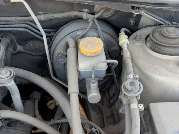 05-06 Legacy Outback Power Brake Booster With Master Cylinder Pair Set Oem 2.5L — photo 1