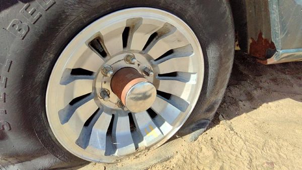 1984-1986 Jeep Grand Wagoneer 15 Aluminum Wheel Oem Factory Rim #4 J5365093 — photo 2