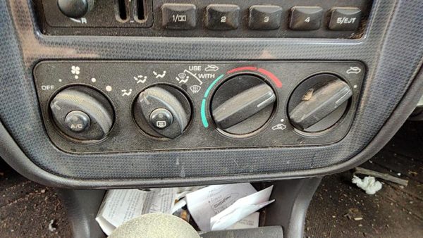 95-00 Dodge Stratus Temperature Control Module In Dash Heater Ac Head Unit Oem — photo 1