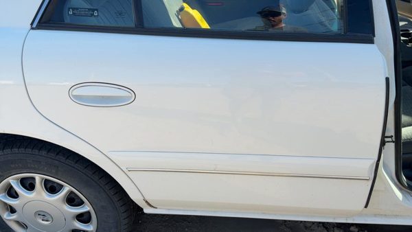 2002 Buick Century Rear Door RH White — photo 1
