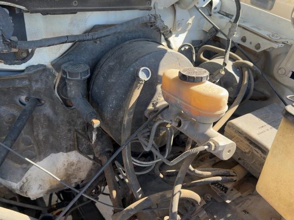 1987-1997 Ford F250 Power Brake Booster With Master Cylinder Pair Set Oem 7.3L — photo 4