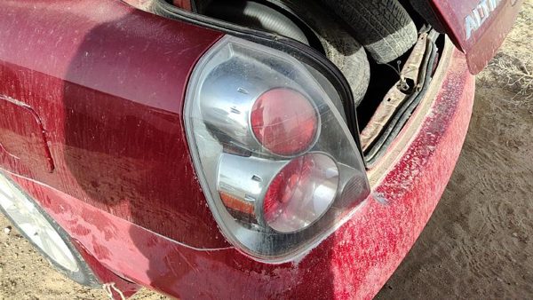 2005-2006 Nissan Altima Driver Left Outer Tail Light Brake Lamp Oem Rear — photo 2