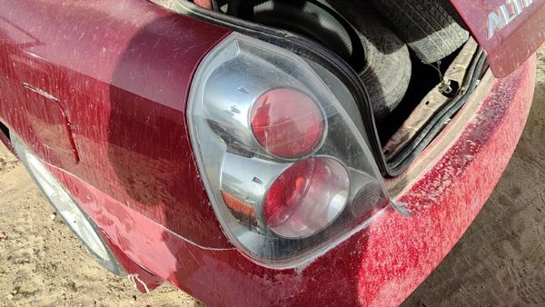 2005-2006 Nissan Altima Driver Left Outer Tail Light Brake Lamp Oem Rear — photo 3