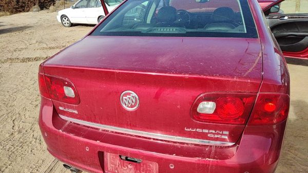 2007 Buick Lucerne Trunk/decklid/hatch/tailgate Crimson 86U 10380024 — photo 3