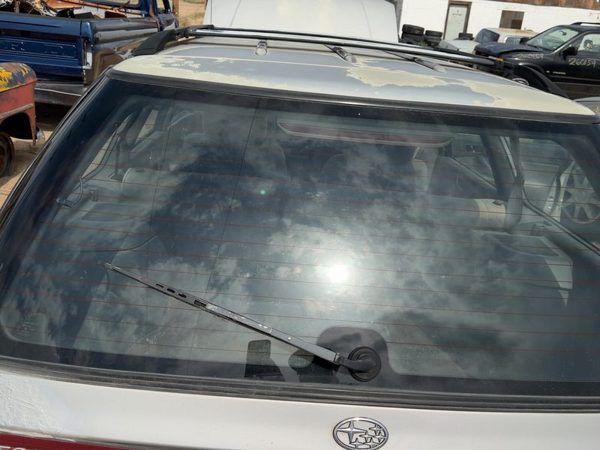 1990-1994 Subaru Legacy Back Glass Rear Window Oem 65050Aa080Na — photo 4