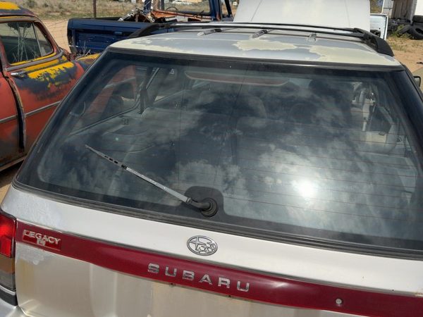 1990-1994 Subaru Legacy Back Glass Rear Window Oem 65050Aa080Na — photo 3