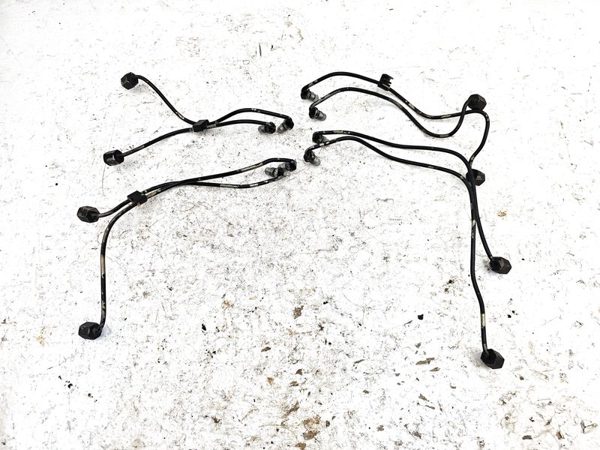 1980 Mercedes-Benz 450SL Misc Fuel Injection Parts Injector Lines — photo 1