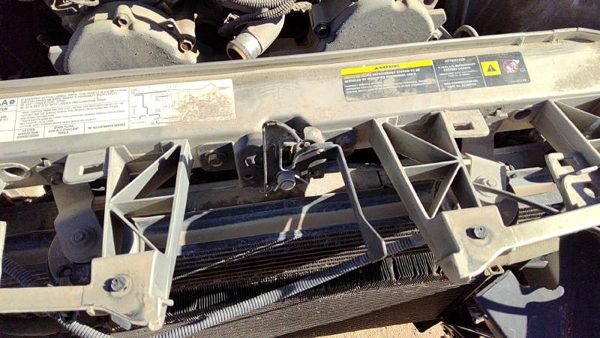 2006-2010 Chrysler 300 Hood Latch Assembly With Bracket Oem 04805843Aj — photo 2