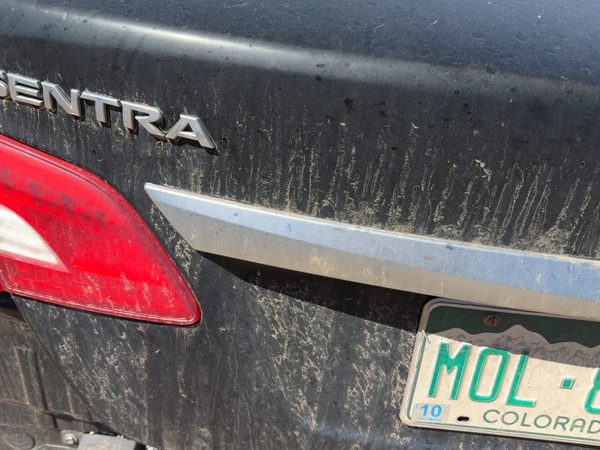 2014 Nissan Sentra Tail Finish Panel — photo 6