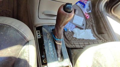 03-04 Regal Floor Shifter Lever Automatic Transmission Tan 525