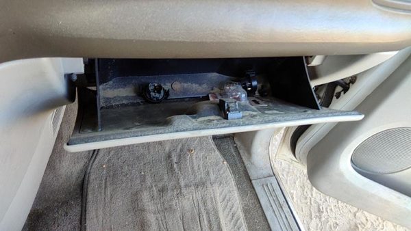 2005-2007 Dodge Caravan Glove Box Assembly Complete Door With Latch Oem Khaki J1 — photo 4